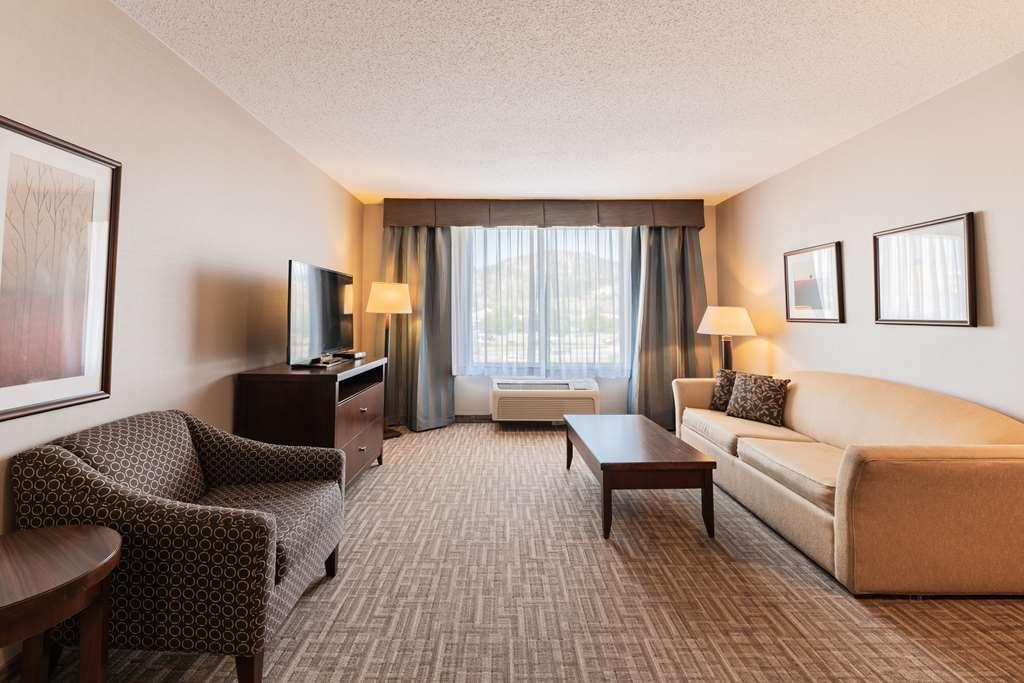 Hotel Kelowna & Conference Centre Pokoj fotografie
