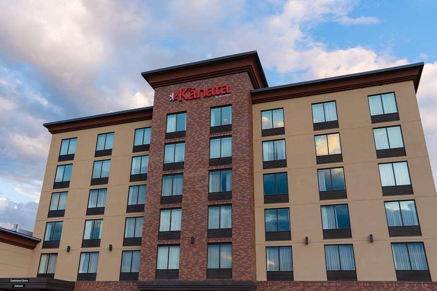 Hotel Kelowna & Conference Centre Exteriér fotografie
